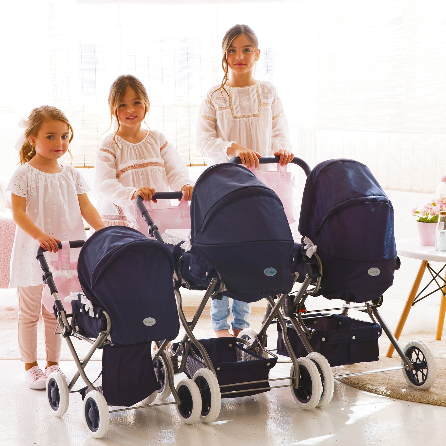 La Nina - Cuco con ruedas pequeño Carlota Navy Blue