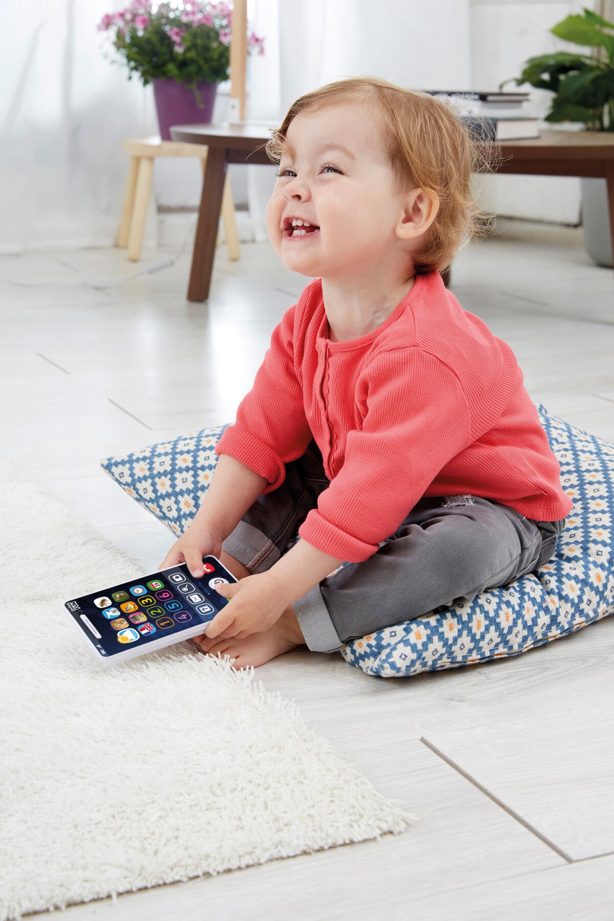 infiniFUN - My First Smartphone