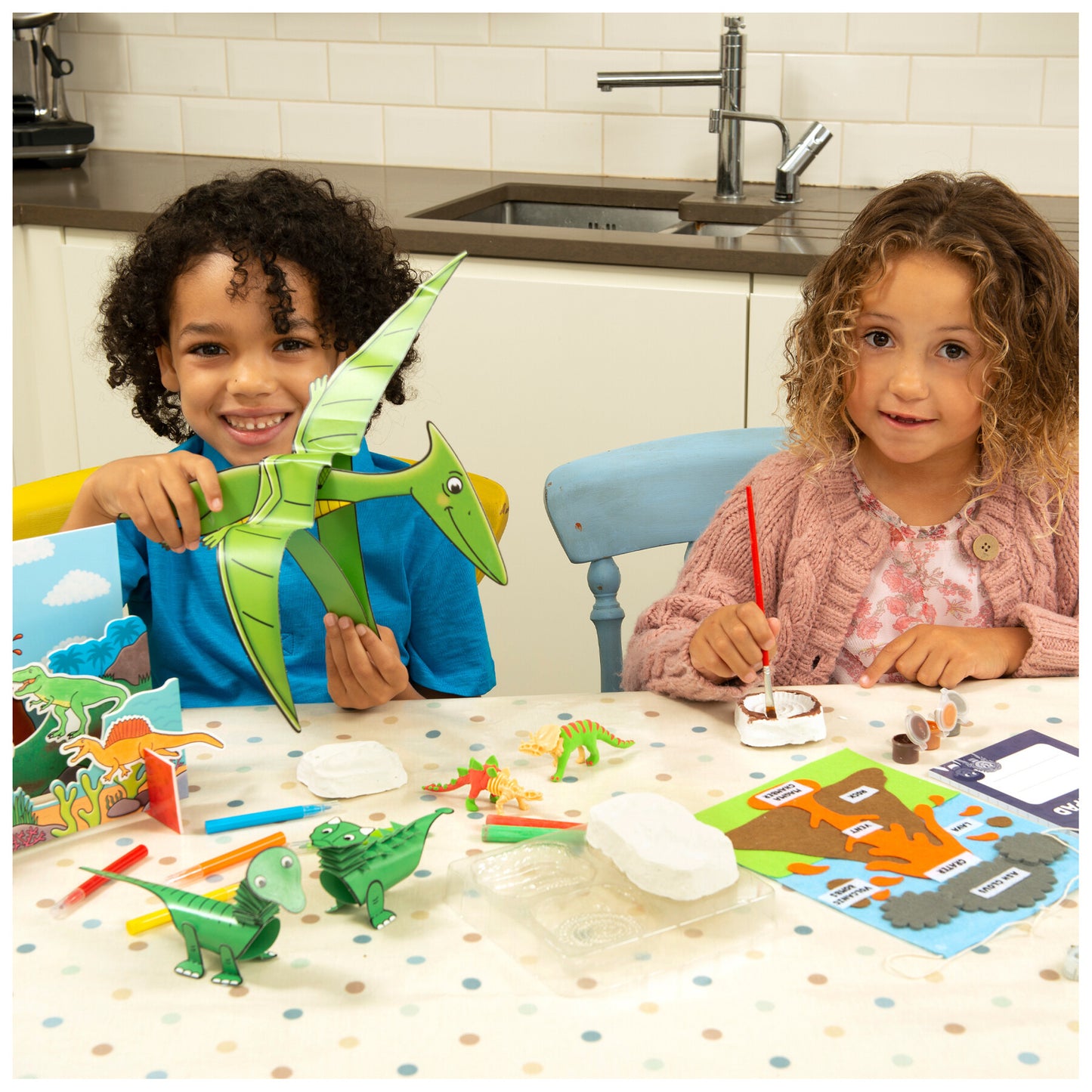 Create & Discover -  Dino craft