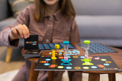 Party & Co Iniciales