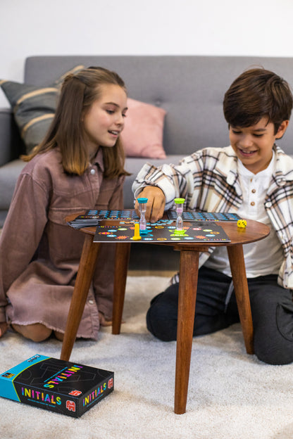 Party & Co Iniciales