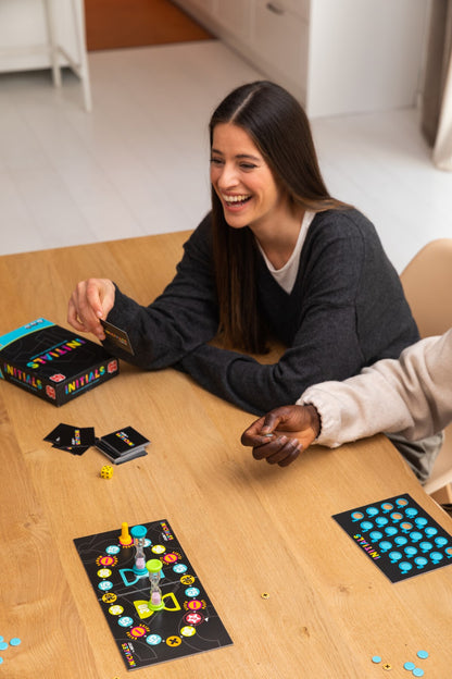 Party & Co Iniciales