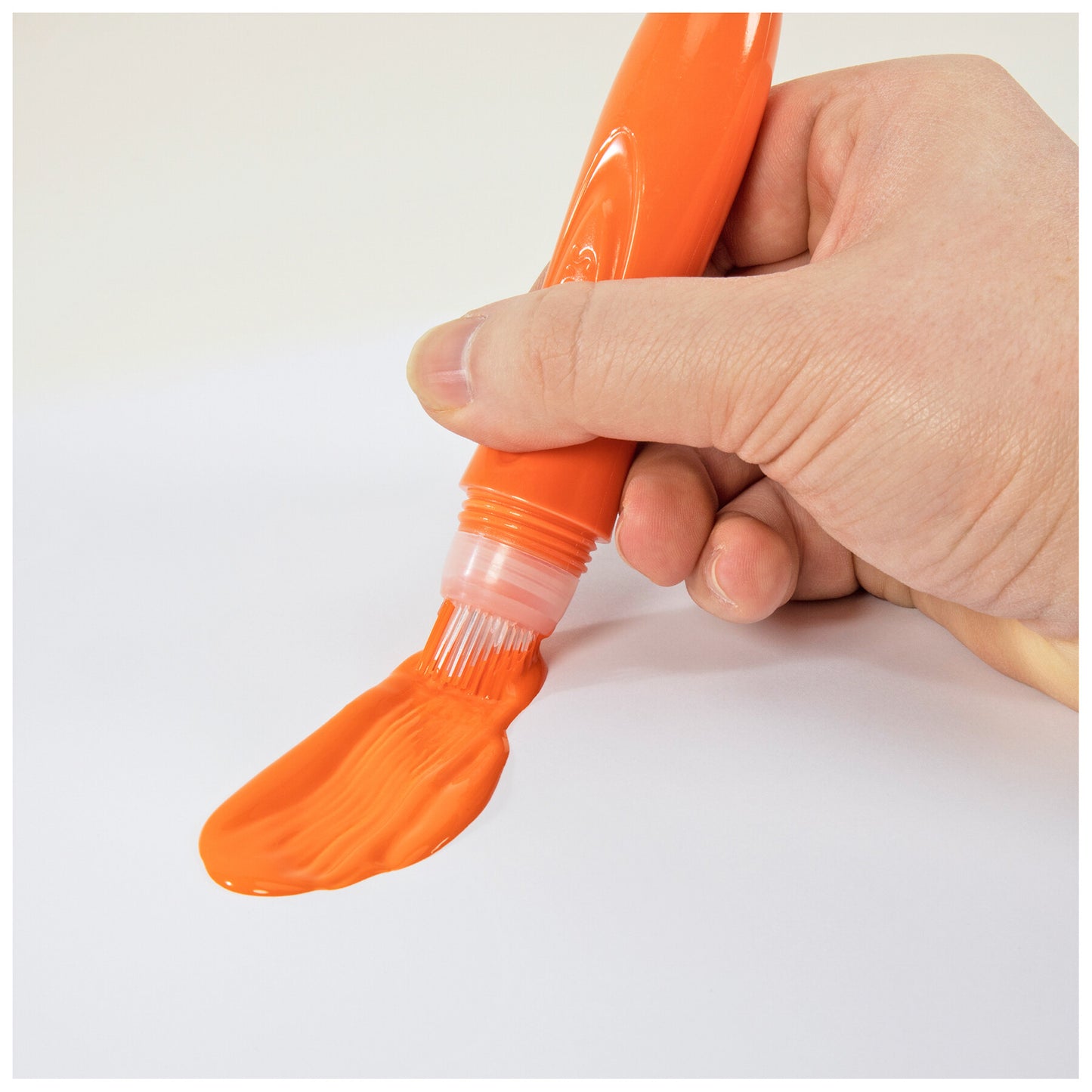 Squeeze 'n Brush - 12 Classic Colours