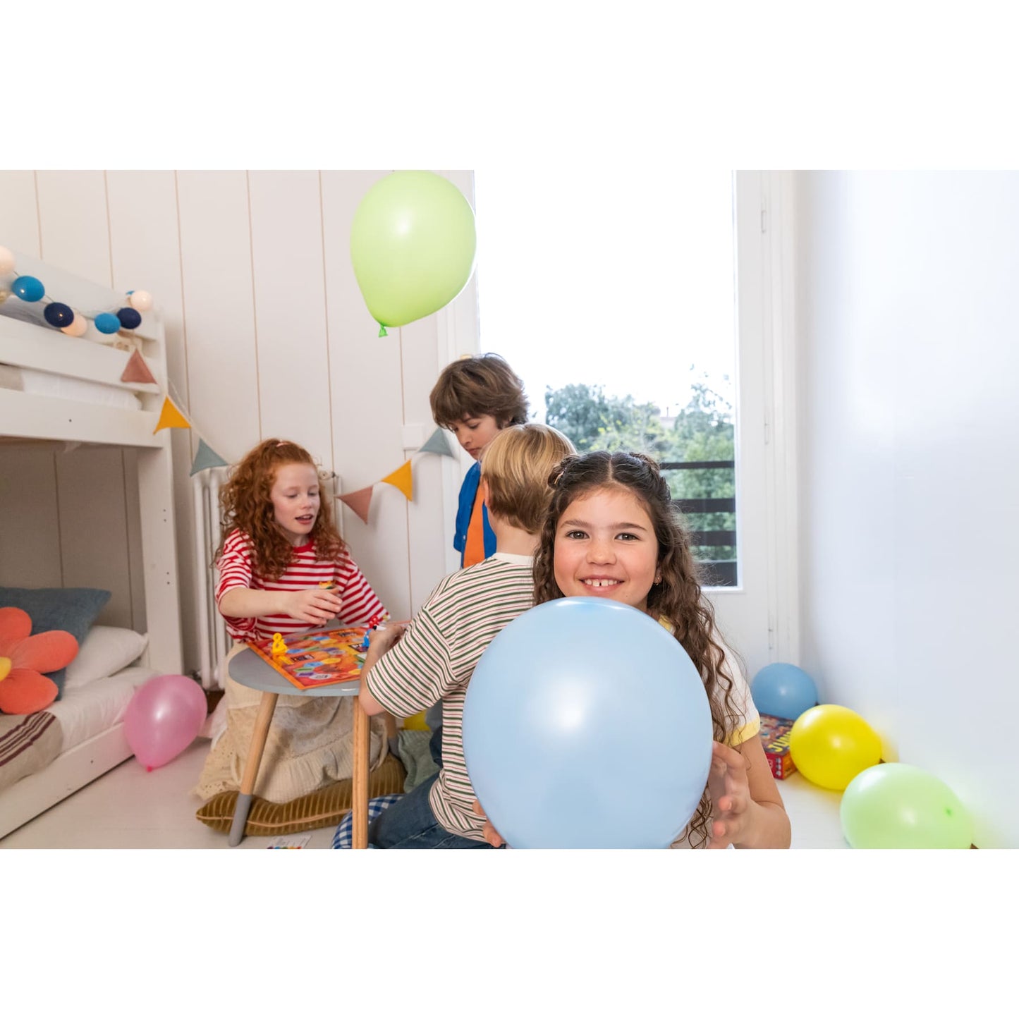 Party & Co. Junior - ES